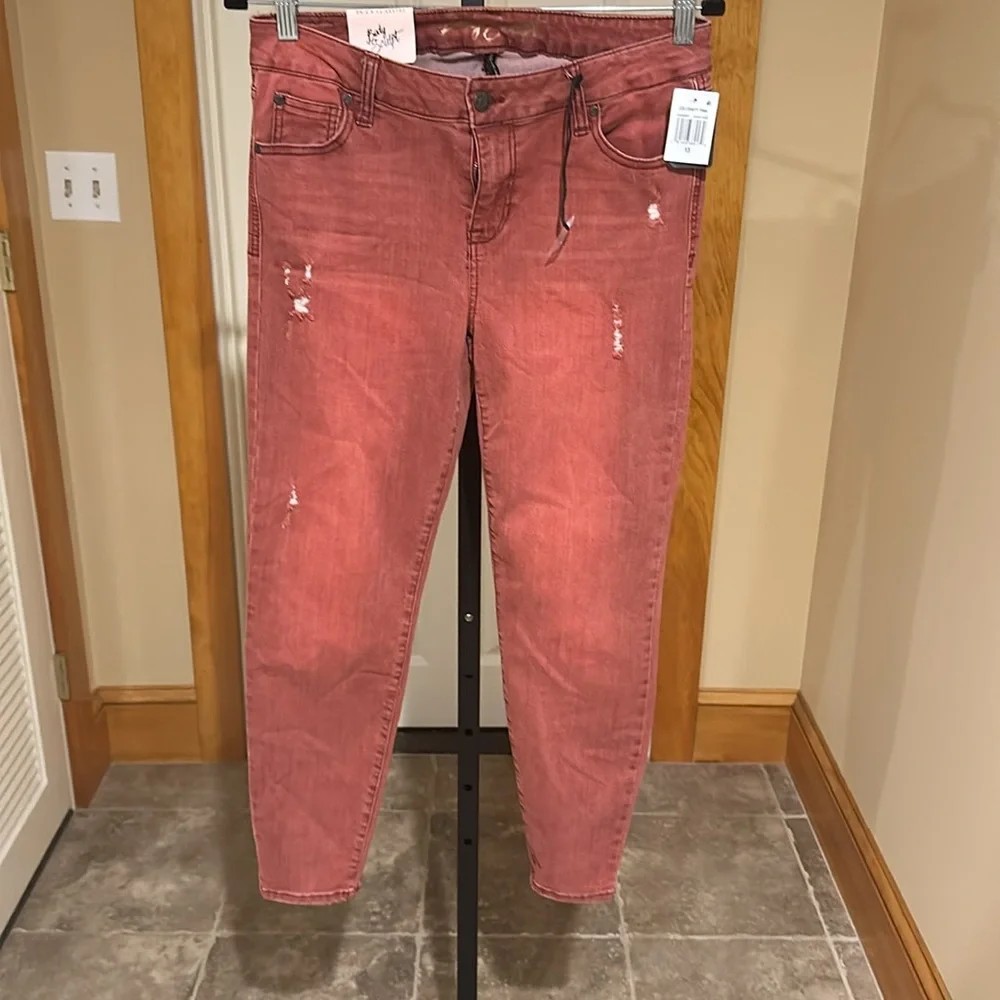 Body Sculpt junior’s Mid Rise Ankle Skinny Super Slimmer Jeans